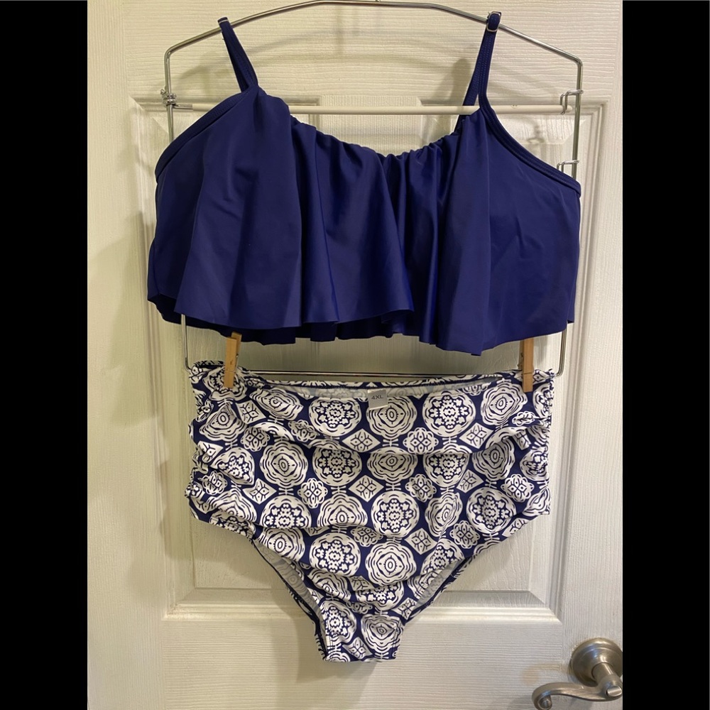 Navy blue high waisted bikini